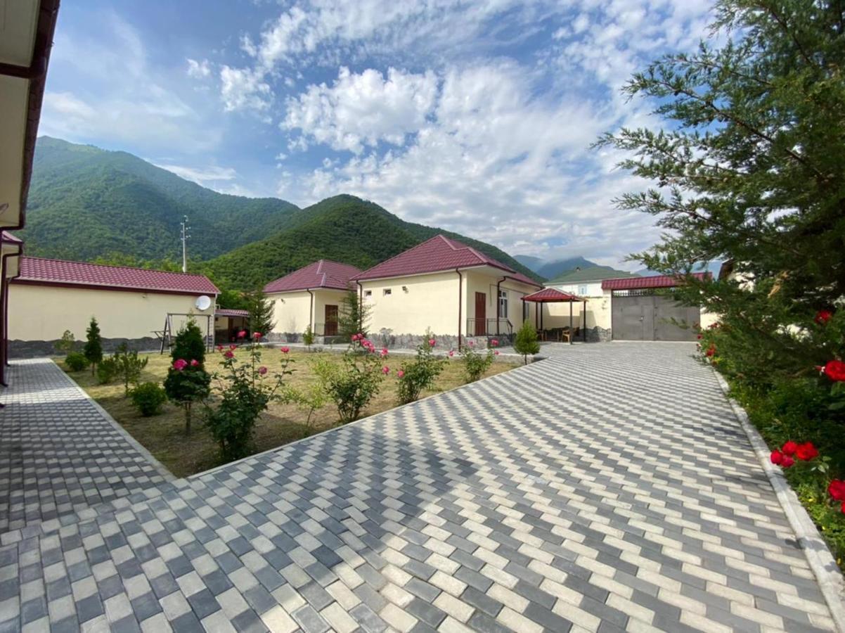 Alp Hotel Qax Kültér fotó