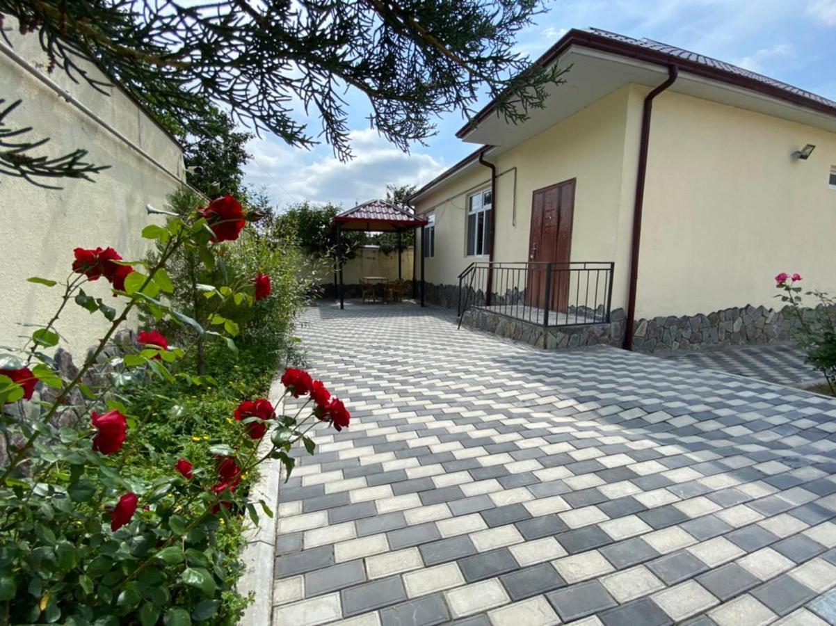 Alp Hotel Qax Kültér fotó