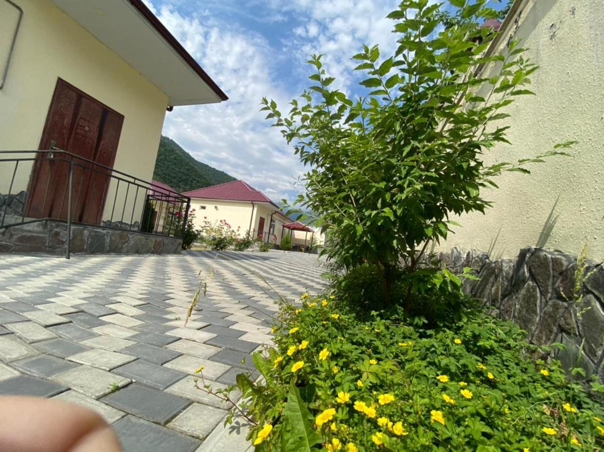 Alp Hotel Qax Kültér fotó