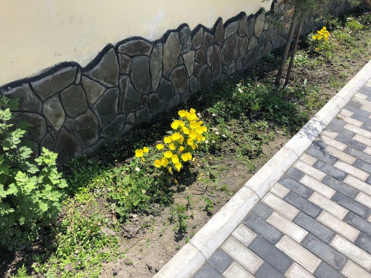 Alp Hotel Qax Kültér fotó